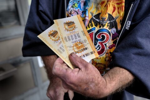 Winning ticket for $1.22 billion lottery jackpot sold in California, Mega Millions says