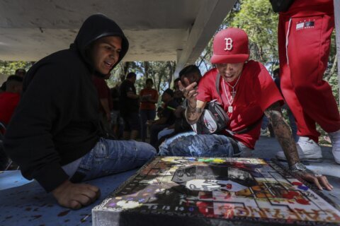 A board game born in Mexican prisons is bringing together people from all walks of life