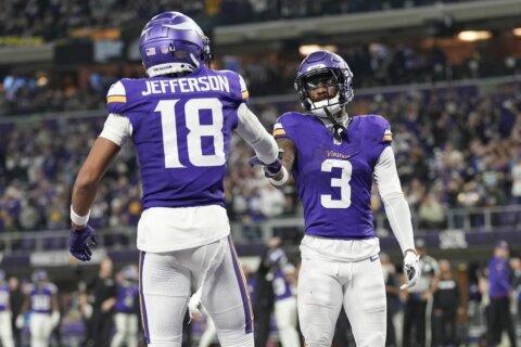 NFC’s No. 1 seed comes down to Vikings-Lions showdown at Detroit in Week 18