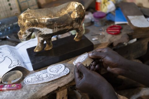 Senegalese artisans in the spotlight as they exhibit for the first time at a prestigious art event