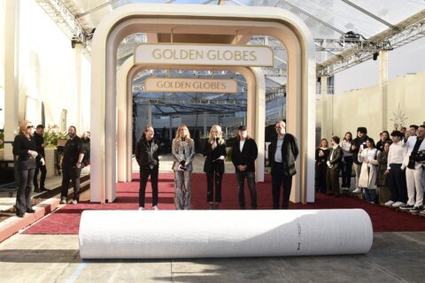 How to watch the Golden Globes and red carpet fashions before the show