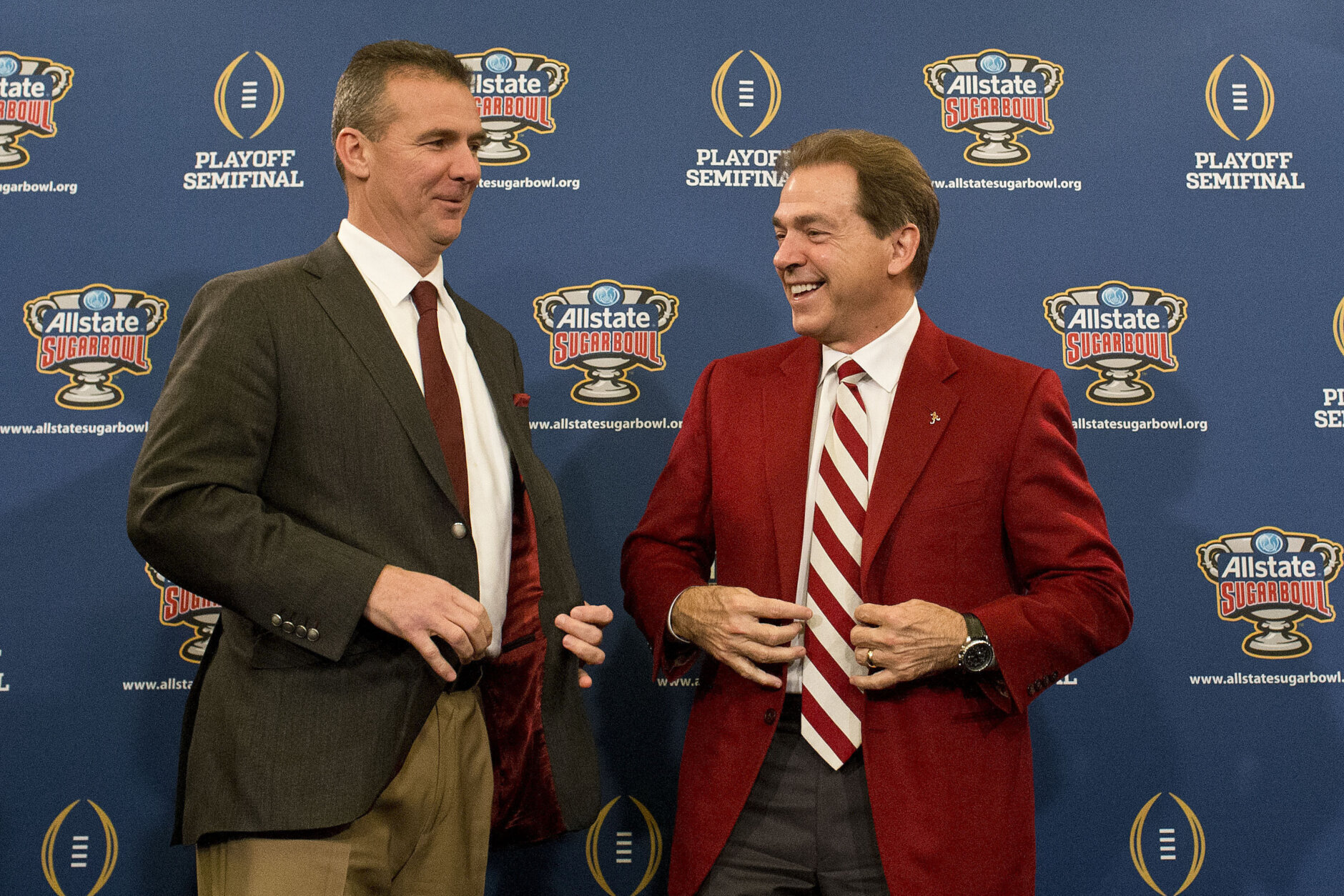 Urban Meyer joins Nick Saban in College Football HOF's Class of 2025; Vick,  Strahan also elected - WTOP News