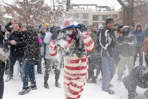 ‘Best day ever’: Hundreds spend snow day sledding and joining Northwest DC snowball fight