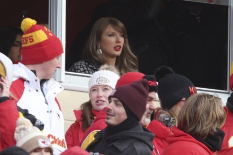 Taylor Swift joined by Caitlin Clark as she watches Travis Kelce and the Chiefs’ playoff win