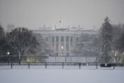 2nd round of snowstorm dumps more flakes on DC area, shuts down Reagan National runways