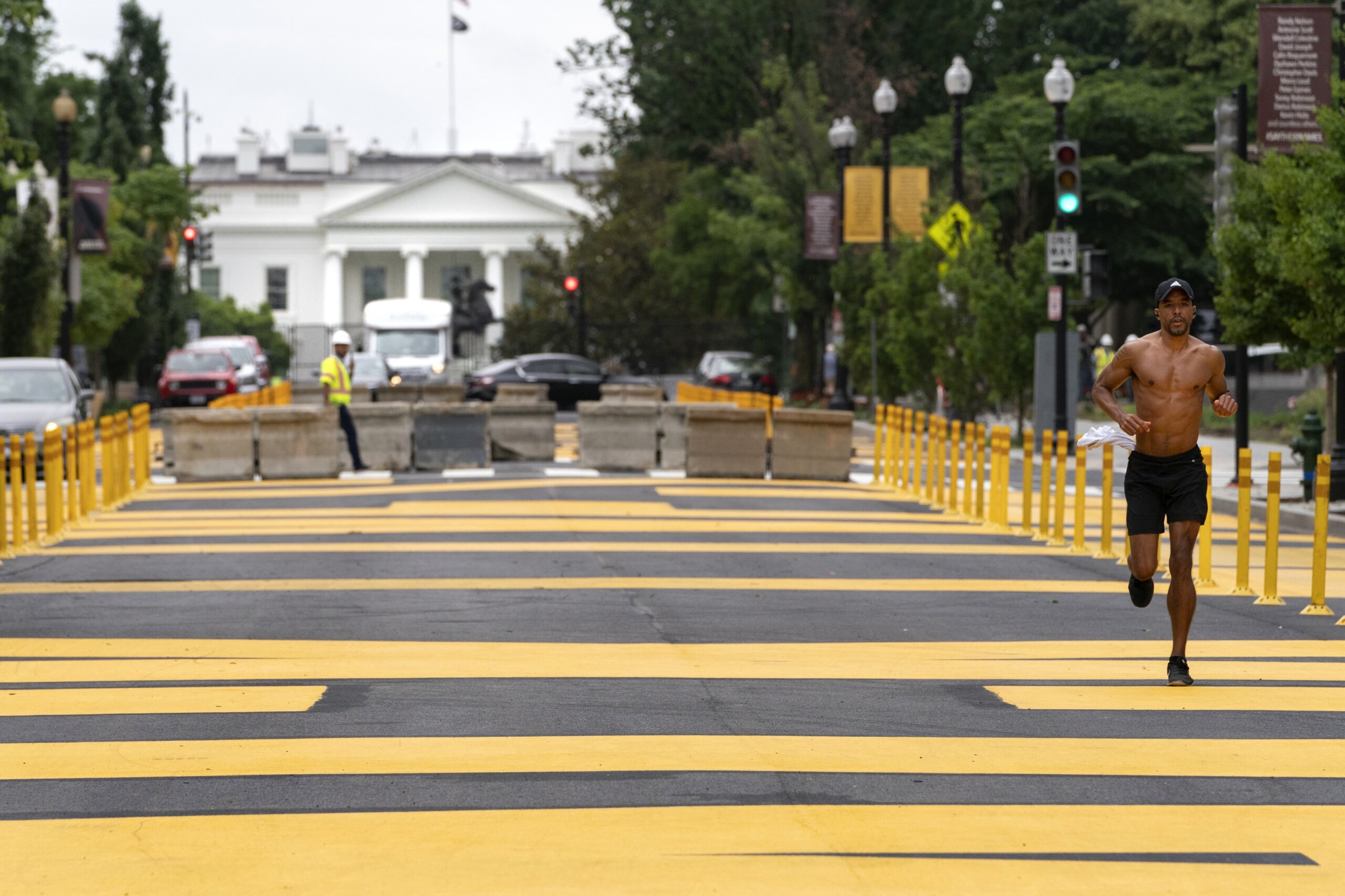 Washington, DC, to remove ‘Black Lives Matter’ painting from street near White House, mayor says – WTOP News