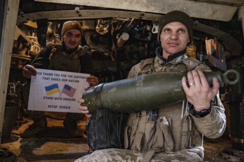 US arms flow to Ukraine again as the Kremlin mulls a ceasefire proposal