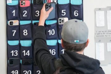 US Phones in School