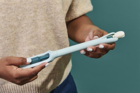 Under new federal guidelines, women can test for cervical cancer at home 