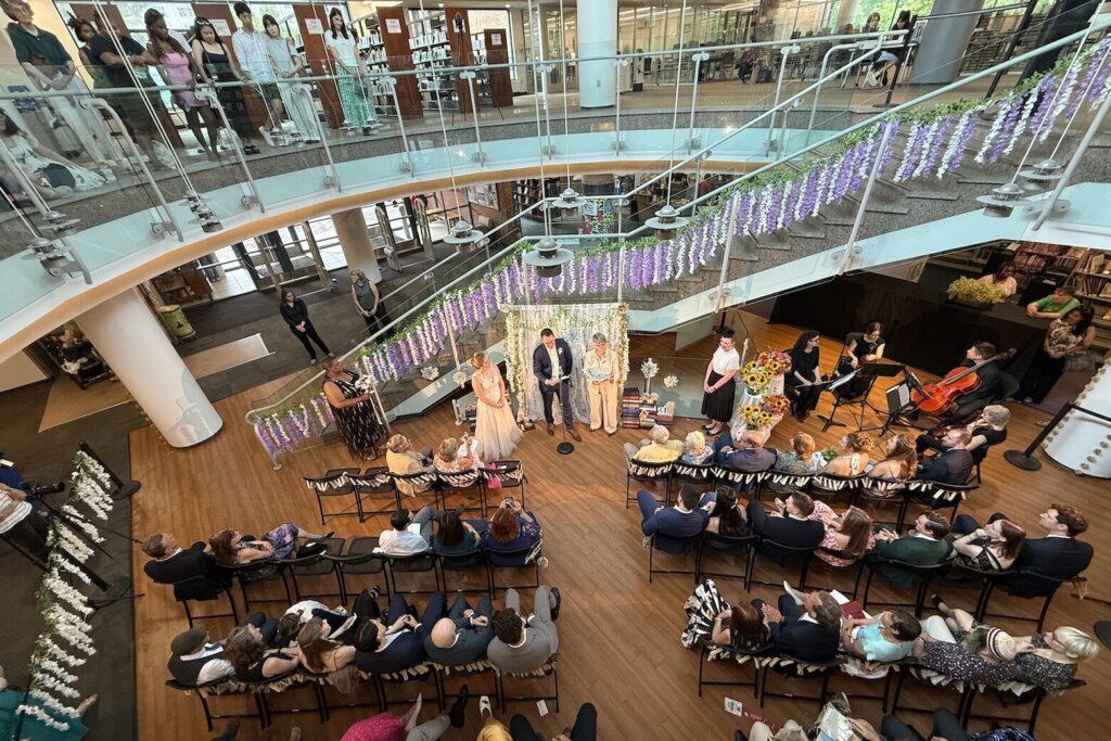 Couple gets married in free wedding at Arlington Central Library after winning contest