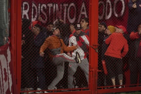 More than 100 Chilean fans arrested after violence in the stands during soccer match in Argentina