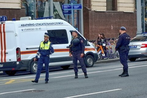 At least 1 dead in Moscow shopping center explosion, 3 injured