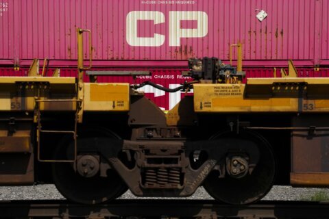CSX railroad’s merger prospects derail as BNSF and CPKC make clear they aren’t interested in a deal