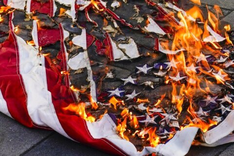 Trump's order on flag burning could return the question to the Supreme Court
