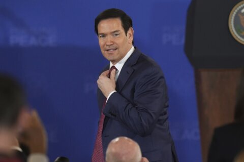 Trump administration halts visas for people from Gaza after Laura Loomer questions arrivals