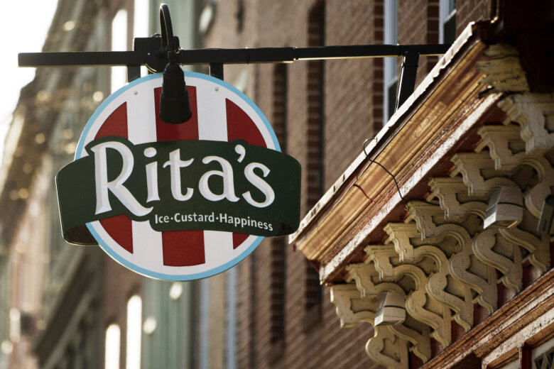 Signage for Rita's Italian Ice
