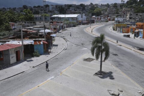 FAA extends ban on US commercial flights to Haiti’s capital because of risk from gangs