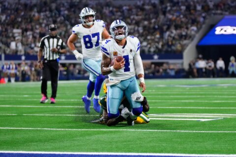 Micah Parsons' hyped return to Dallas ends with Cowboys and Packers in 40-40 tie
