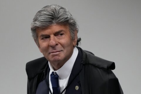 Brazil Supreme Court justice breaks with 2 peers, votes to absolve Bolsonaro as trial continues