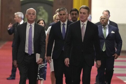 US lawmakers visiting China seek to improve military cooperation