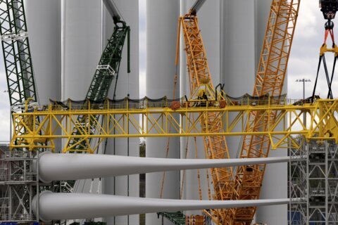 Federal judge lifts Trump administration's halt of nearly complete offshore wind farm in New England