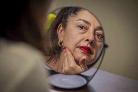 Pamela Anderson leads the way for women who choose to go makeup free