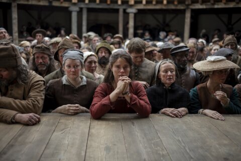 In Chloé Zhao’s ‘Hamnet,’ something emotional this way comes