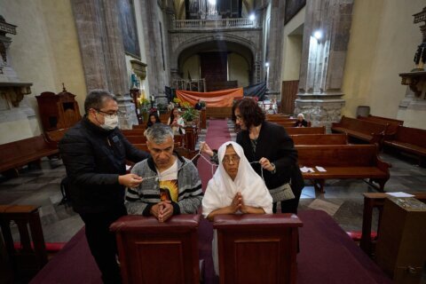 Mexican churches mark the anniversary of deadly quakes with remembrance and lessons for the future