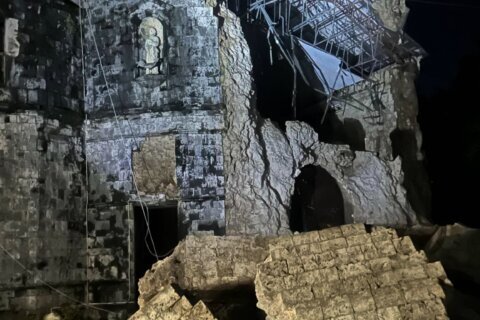 Strong earthquake kills 31 people in a central Philippine region hit by deadly storm just days ago