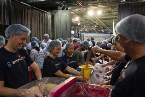 Volunteers prep millions of meals for fellow New Yorkers on 24th anniversary of 9/11