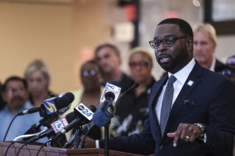 Memphis mayor says he got confirmation National Guard would be deployed from Trump's TV comments