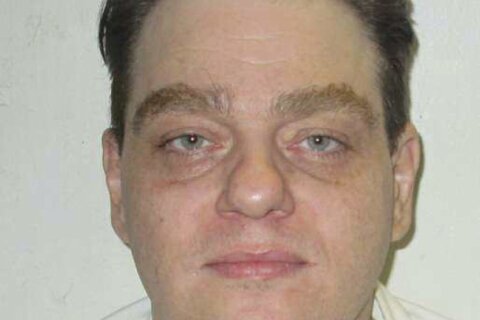 Victim's son asks Alabama to stop execution of man who killed his mother in a gas station holdup