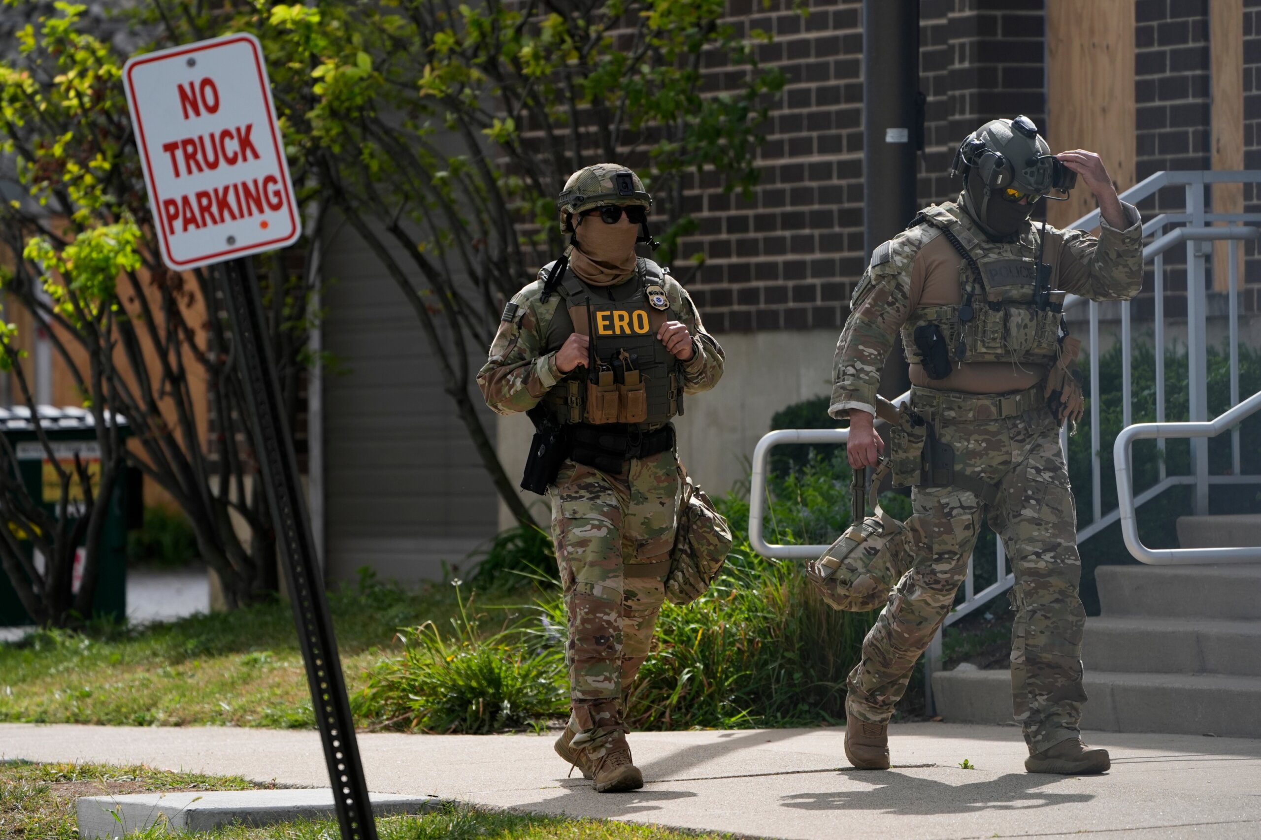 ‘Not the right location:’ County supervisors, residents oppose DHS ICE facility near Richmond