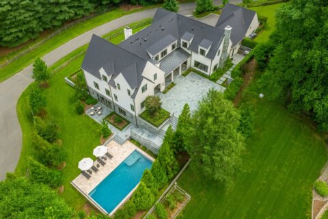 mansion exterior overhead picture