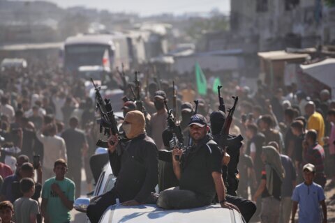 Hamas reasserts control in a chaotic Gaza, posing a risk to the fragile ceasefire