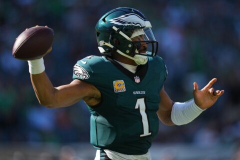 Eagles' offensive woes continue as Broncos hand Super Bowl champs their first loss