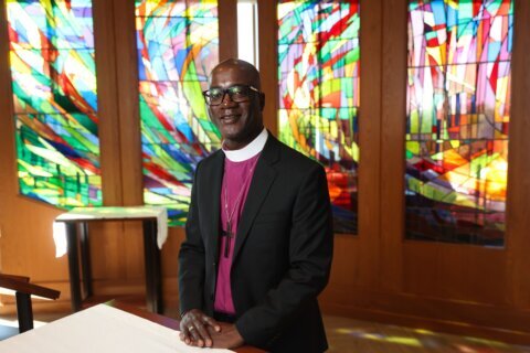 Largest US Lutheran denomination installs Yehiel Curry as its first Black presiding bishop