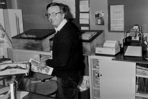 Guy Kopelowicz, former Paris photo chief for AP, dies at 85