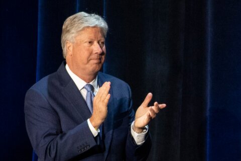 Texas megachurch founder Robert Morris pleads guilty to child sex abuse charges