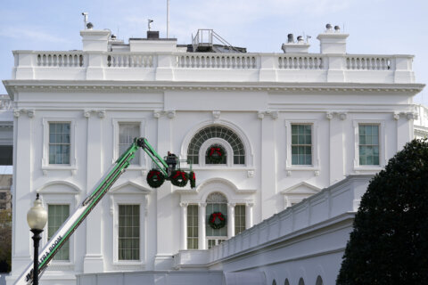 White House to reopen for public tours with ‘updated route’ next month
