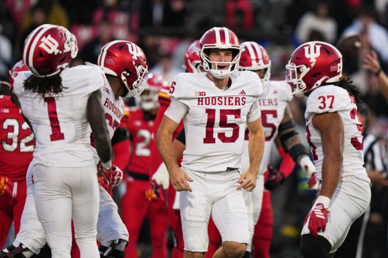 College Football Corner: Hoosiers toe the line to keep the dream alive