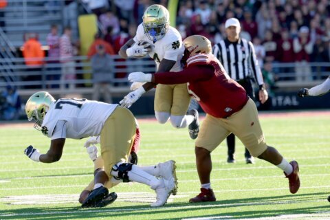 No. 12 Notre Dame escapes Boston College with 25-10 victory