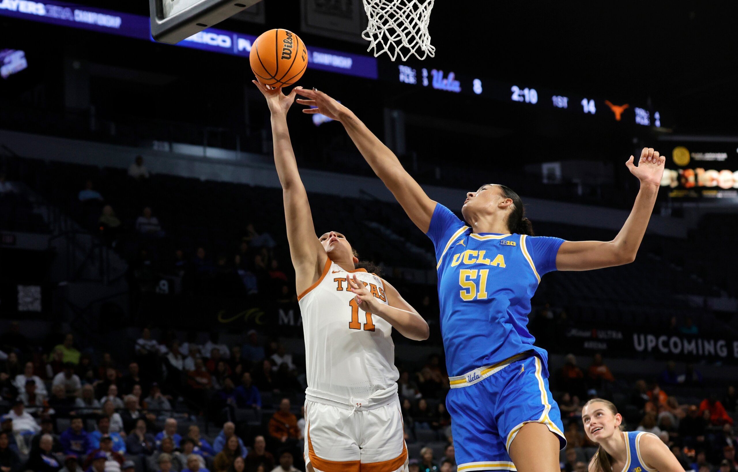 No. 4 Texas holds off No. 3 UCLA in 76-65 victory to advance to Players Era Championship
