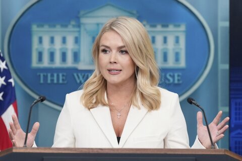 La secretaria de prensa de la Casa Blanca anuncia su segundo embarazo