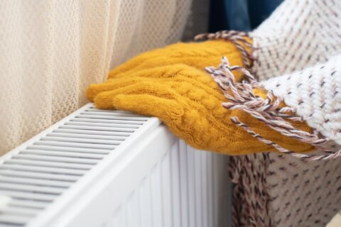 Calentar tu hogar durante este invierno te podría costar $1,000 este año, según informe