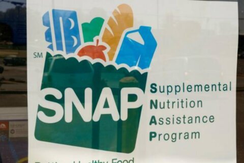 ¿Muertos recibiendo SNAP? Gobierno de EEUU comienza investigaciones por fraude