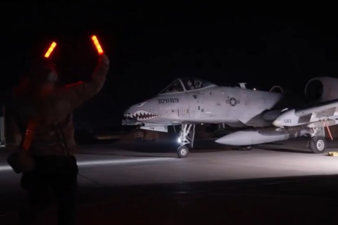 EEUU inicia ataques a gran escala contra ISIS en Siria