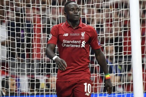 Los Patriots se enfrentan a los Ravens esta noche por TeleXitos, Peacock, Universo