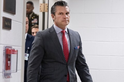 Senado aprueba presupuesto para Defensa y pide que Hegseth revele video de ataque a bote