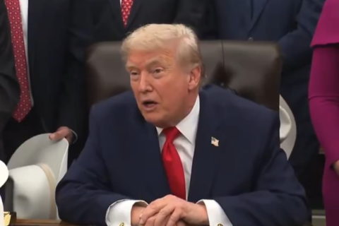 Trump reitera que ataques en tierra iniciarán pronto y que no serían solo en Venezuela